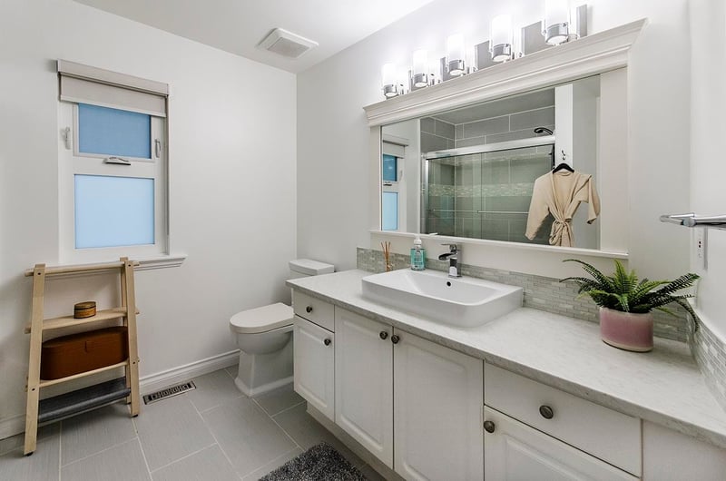 Luxury estate at 1075 Adderley Street, North Vancouver, BC — photo 19