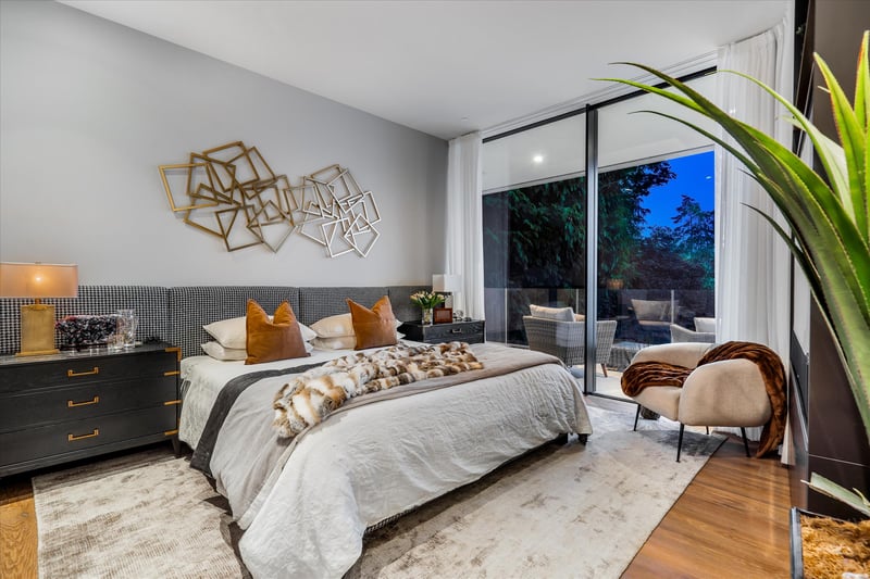 Luxury estate at 3478 Marine Drive, West Vancouver, BC — photo 30