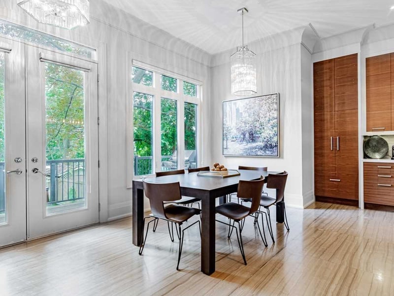 Luxury estate at 15 Vesta Drive, Toronto — photo 2