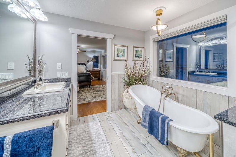 Luxury estate at 158 Gleneagles View, Cochrane, AB — photo 21