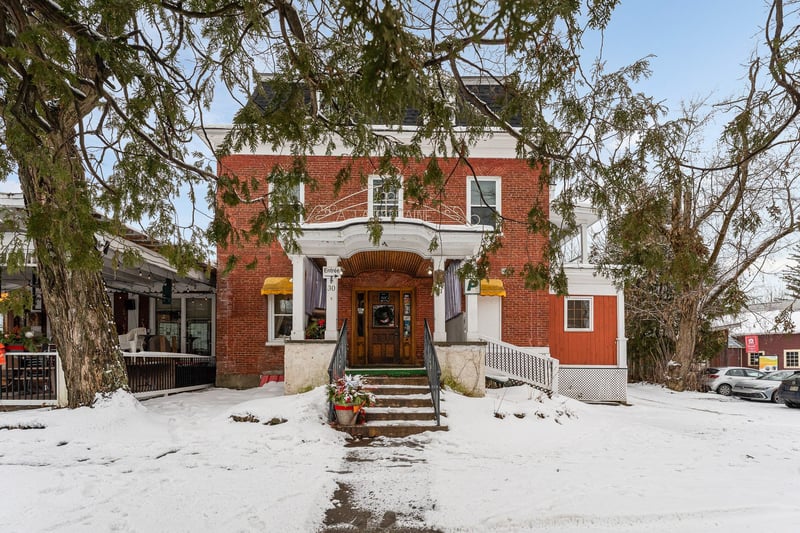 Luxury estate at 30 Rue Principale Sud, Sutton, QC — photo 30