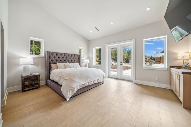 Luxury estate at 6707 Willis Point Rd, Victoria, BC — photo 14