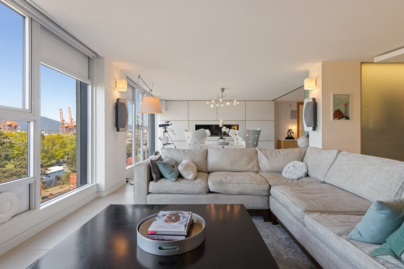 Luxury estate at 27 Alexander Street #708, Vancouver, BC — photo 23