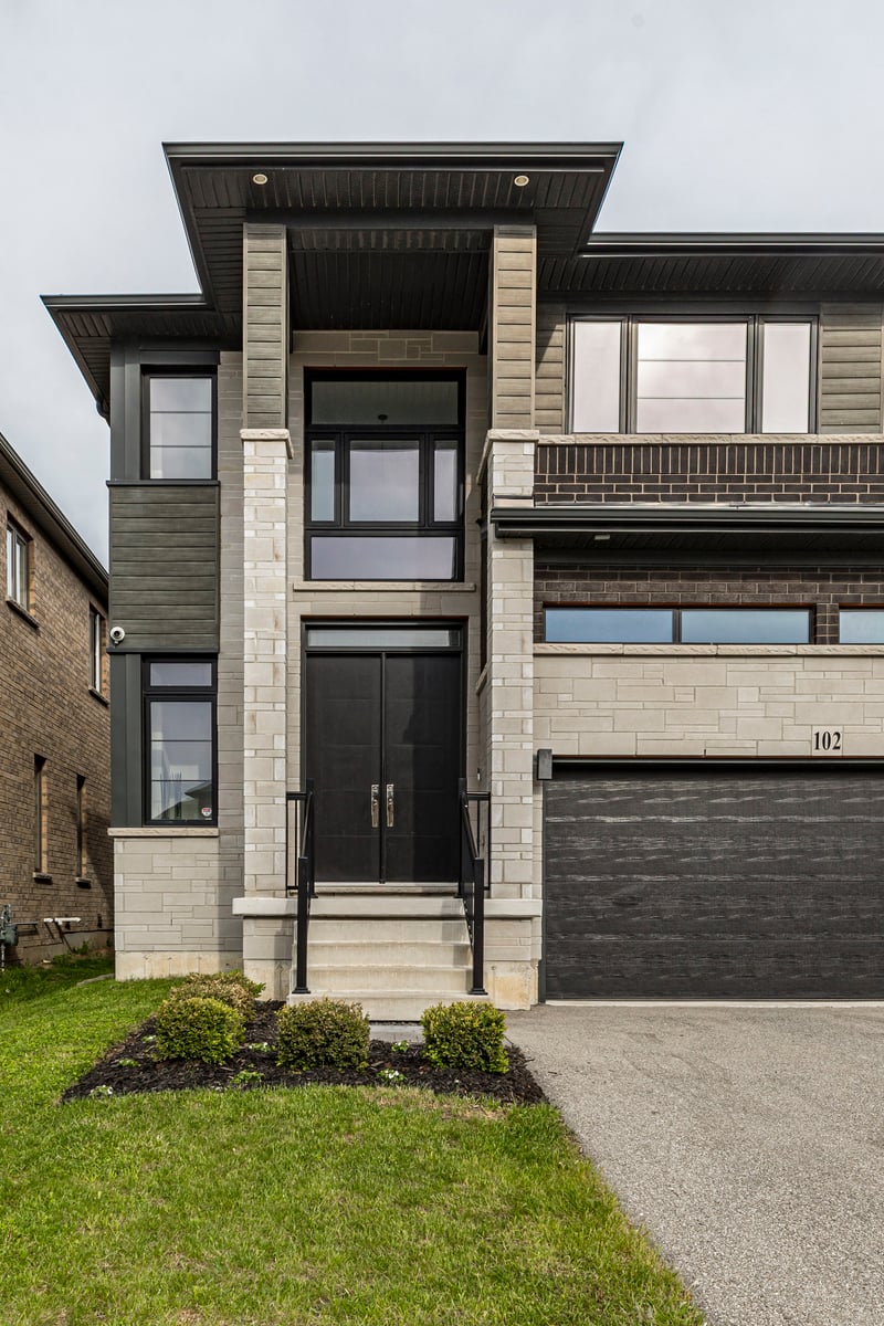Luxury estate at 102 Greenwich Avenue, Hamilton, ON — photo 4