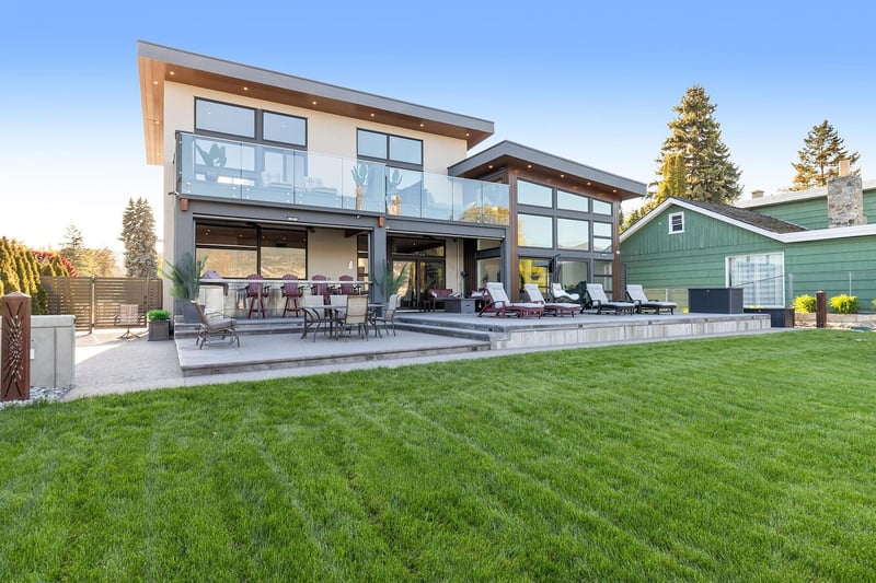 Luxury estate at 704 Stonor Street, Summerland, BC — photo 26