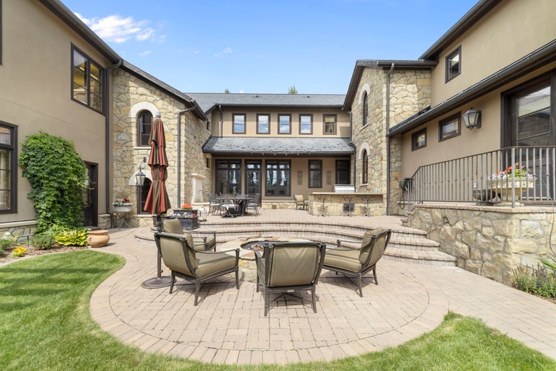 Luxury estate at 209 Pinnacle Ridge Place, Calgary, AB — photo 34
