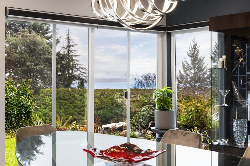 Luxury estate at 3722 Southridge Place, West Vancouver, BC — photo 13