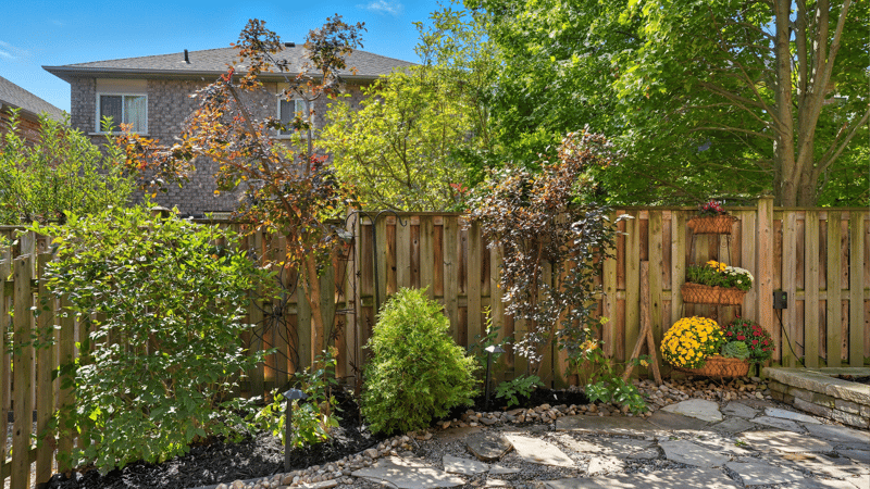 Luxury estate at 47 Livingstone Drive, Hamilton, ON — photo 21