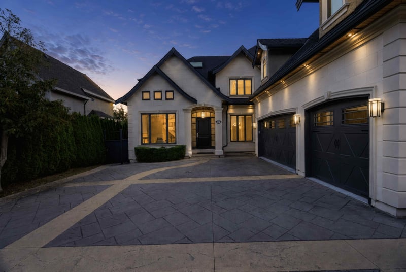 Luxury estate at 16636 57 Avenue, Surrey, BC — photo 7