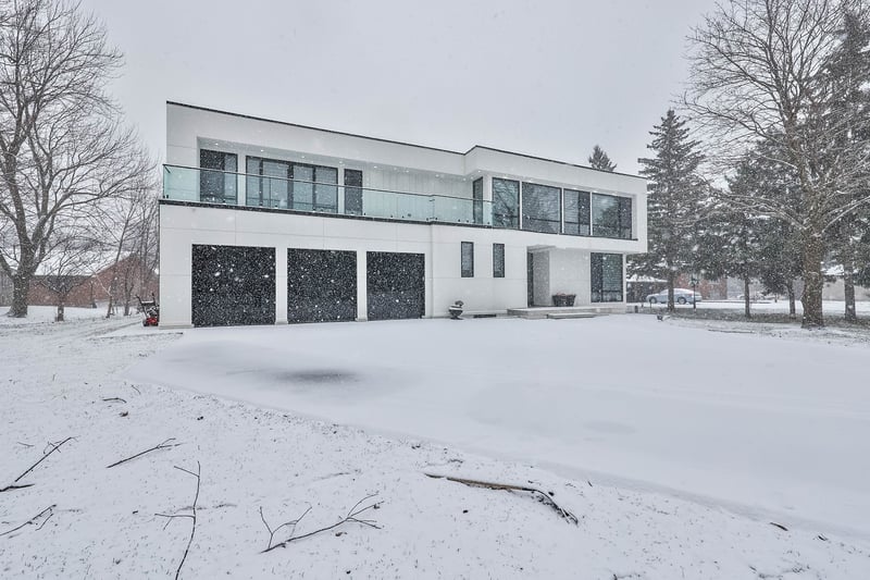 Luxury estate at 4511 Guelph Line, Burlington, ON — photo 8