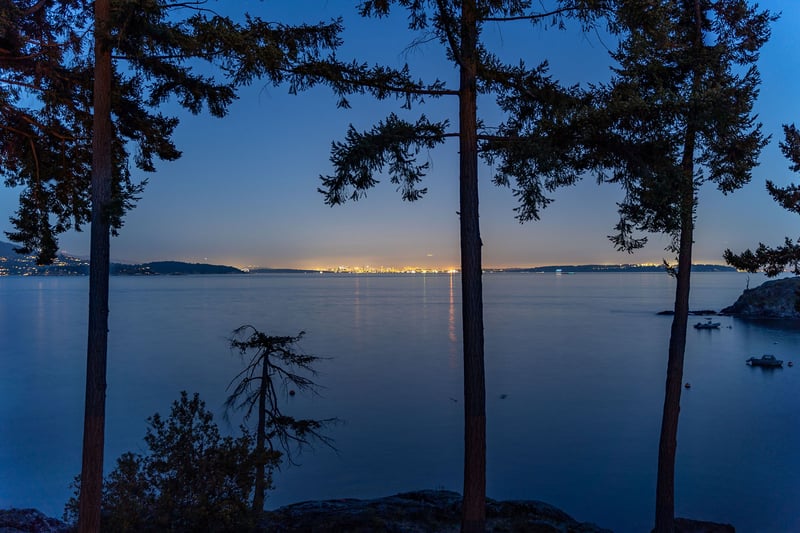 Luxury estate at 239 Shore Lane, Bowen Island, BC — photo 34