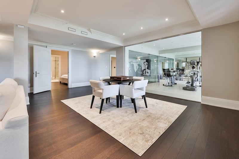 Luxury estate at Burlington — photo 39