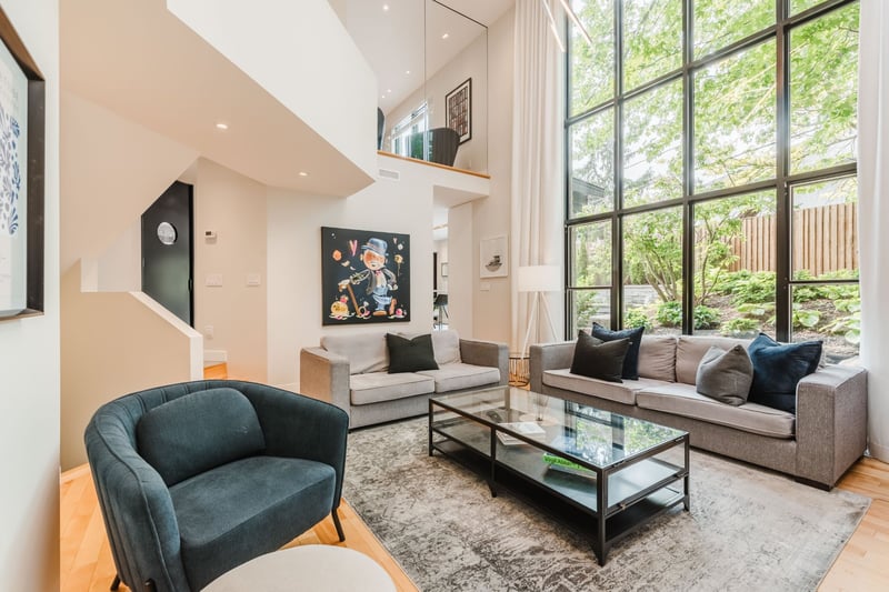 Luxury estate at 2021 Rue des Saules, St-Bruno-de-Montarville, QC — photo 8