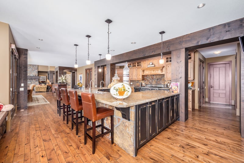 Luxury estate at 3006 Coachwood Crescent, North Okanagan, BC — photo 4