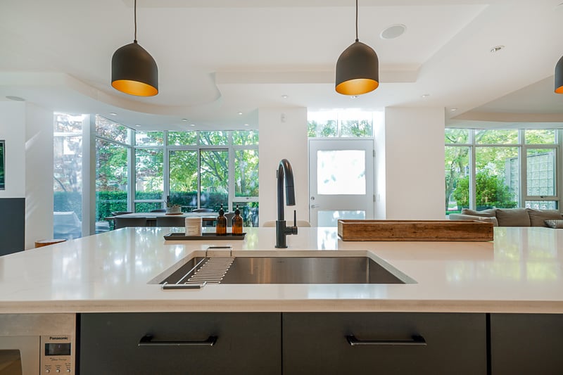 Luxury estate at 403 Beach Crescent, Vancouver, BC — photo 9