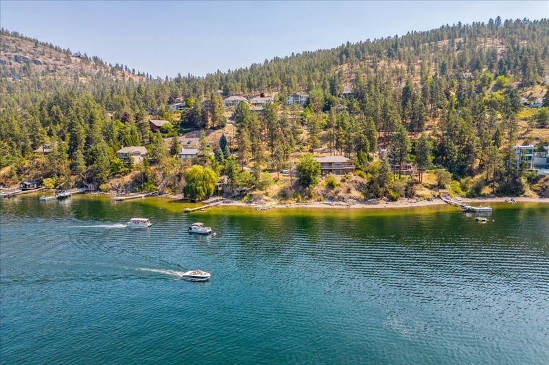 Luxury estate at 2650 Dubbin Road, Kelowna, BC — photo 3