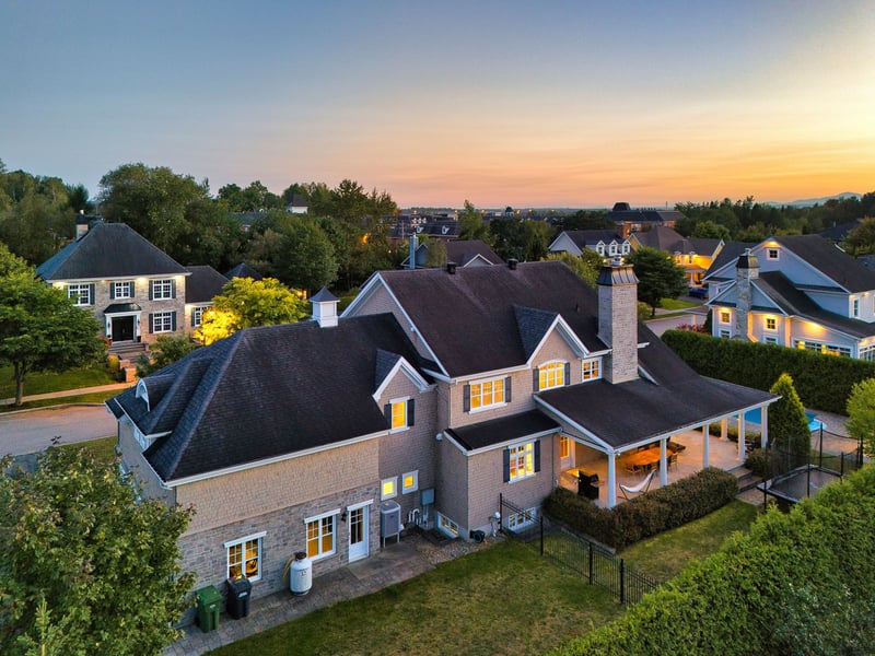 Luxury estate at 2770 Rue Honoré-De Balzac, Sherbrooke, QC — photo 2