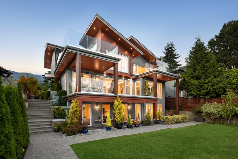 Luxury estate at 2449 Kings Avenue, West Vancouver, BC — photo 3