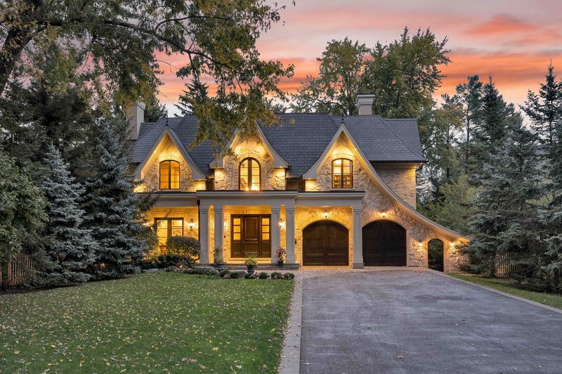 Luxury estate at 1469 Crescent Road, Mississauga, ON — photo 3