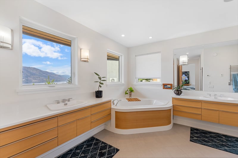 Luxury estate at 328 Lochview Road, Kelowna, BC — photo 29