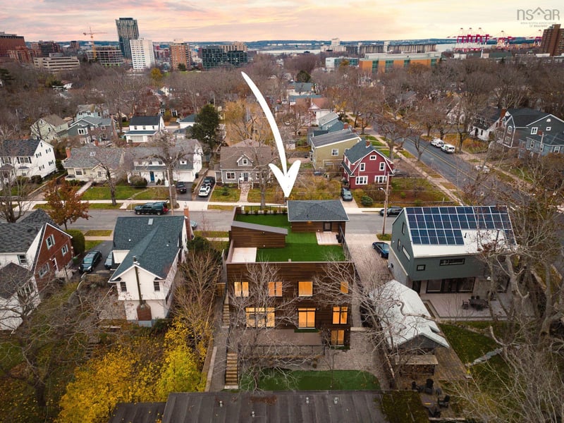 Luxury estate at 1020 Bellevue Avenue, Halifax, NS — photo 25