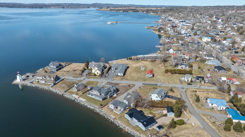 Luxury estate at 31 Patrick Street, St. Andrews, NB — photo 39