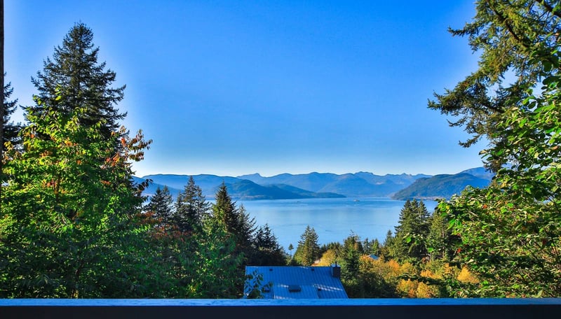 Luxury estate at 170 Highview Place, Lions Bay, BC — photo 3