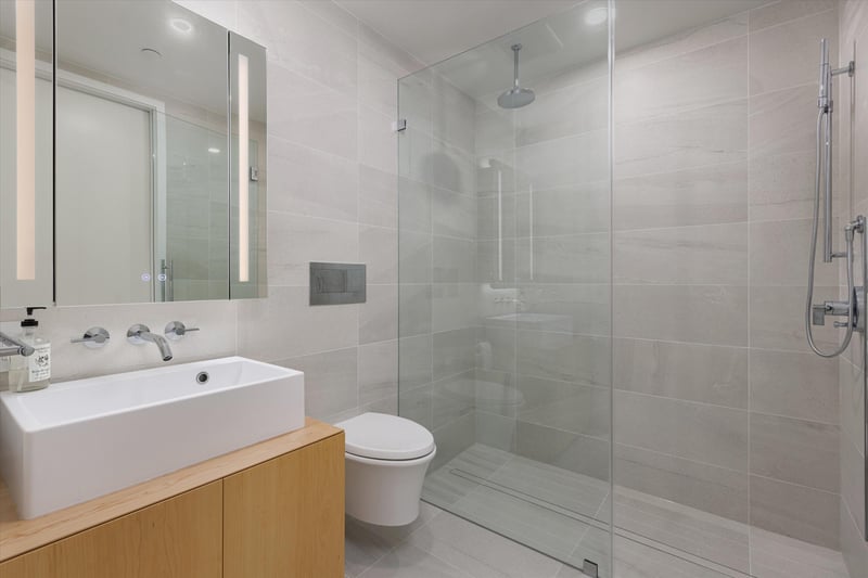 Luxury estate at 1568 Alberni Street, Vancouver, BC — photo 9