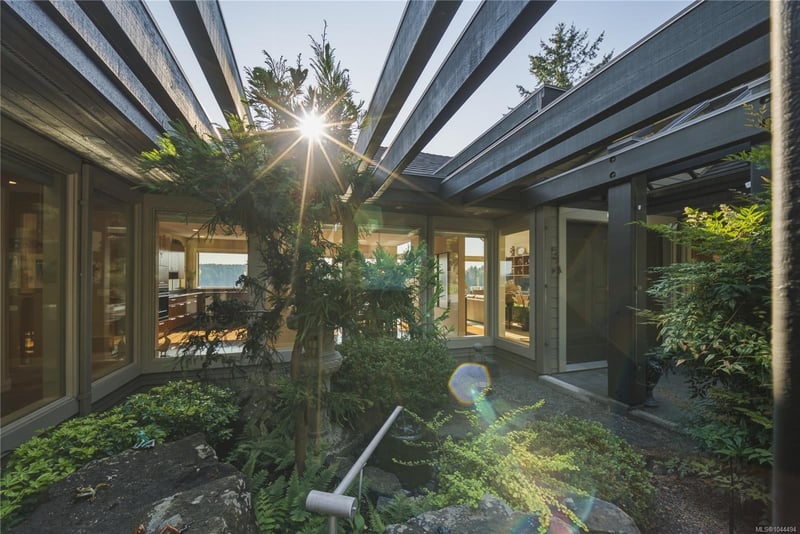 Luxury estate at 1157 West Road, Quadra Island, BC — photo 17