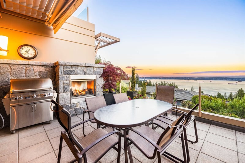 Luxury estate at 2535 Garden Court, West Vancouver, BC — photo 13