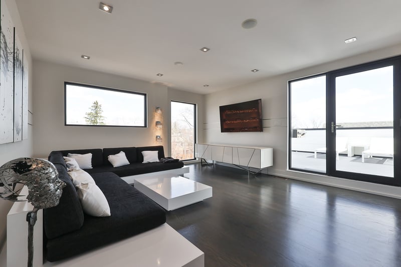 Luxury estate at 647 Montbeck Crescent, Mississauga, ON — photo 35