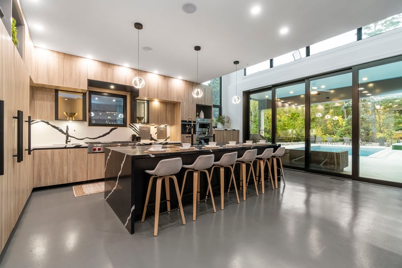 Luxury estate at 1438 Haig Blvd, Mississauga, ON — photo 5