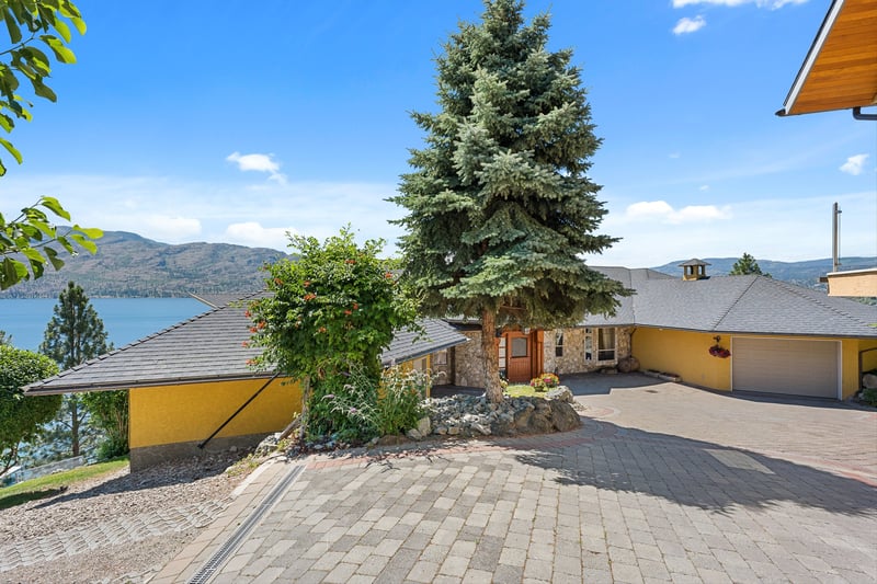 Luxury estate at 3470 Drought Road, Peachland, BC — photo 8