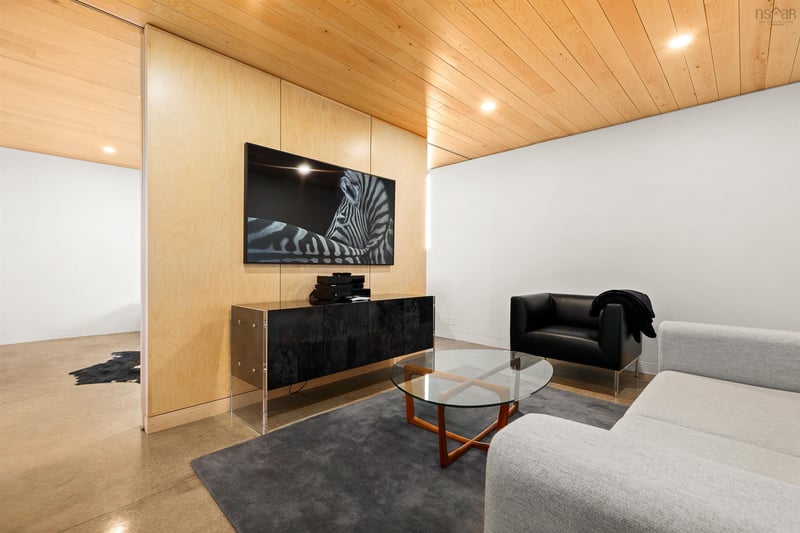 Luxury estate at 71 Hell Point Road, Halifax — photo 21