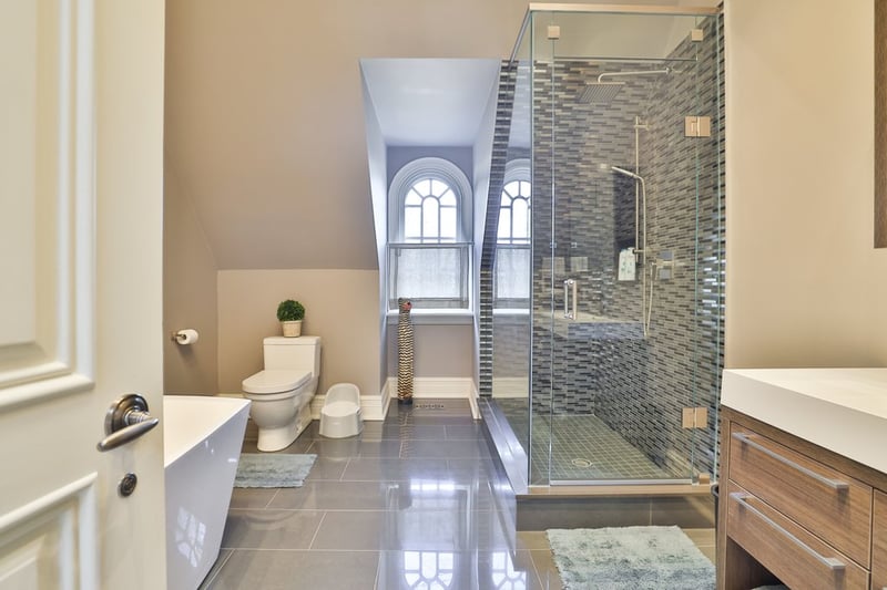 Luxury estate at 20 Cluny Drive, Toronto, ON — photo 34
