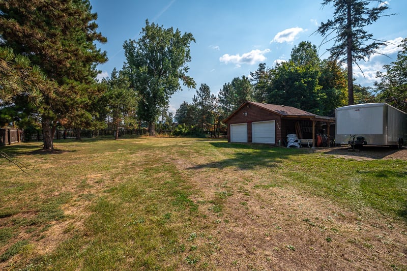 Luxury estate at 9310 Kalamalka Road, Coldstream, BC — photo 16