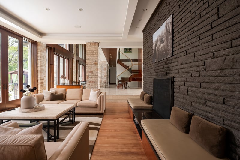 Luxury estate at 1510 Pinetree Crescent, Mississauga, ON — photo 13