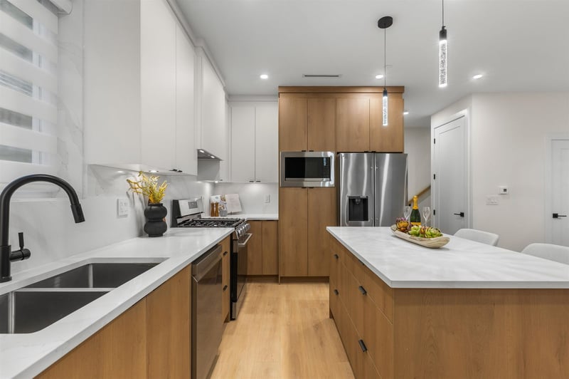Luxury estate at 435 East 47th Avenue, Vancouver, BC — photo 8