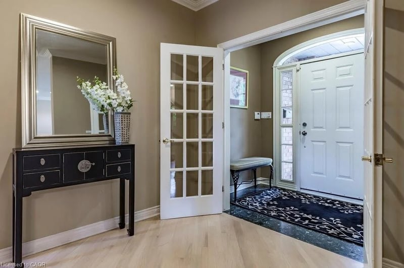 Luxury estate at 223 Briar Hill Crescent, Hamilton, ON — photo 4