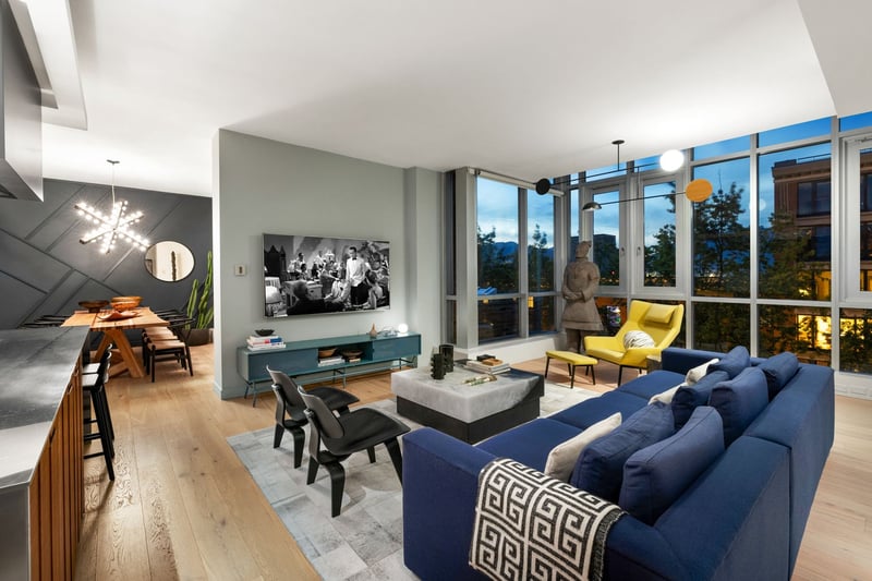 Luxury estate at 36 Water Street, Vancouver, BC — photo 2