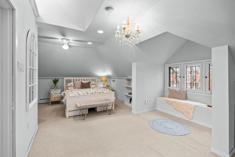 Luxury estate at 247 MacNab Street South, Hamilton, ON — photo 31