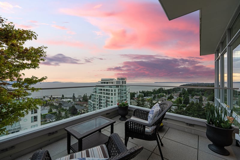 Luxury estate at PH2 1473 Johnston Road, White Rock, BC — photo 5