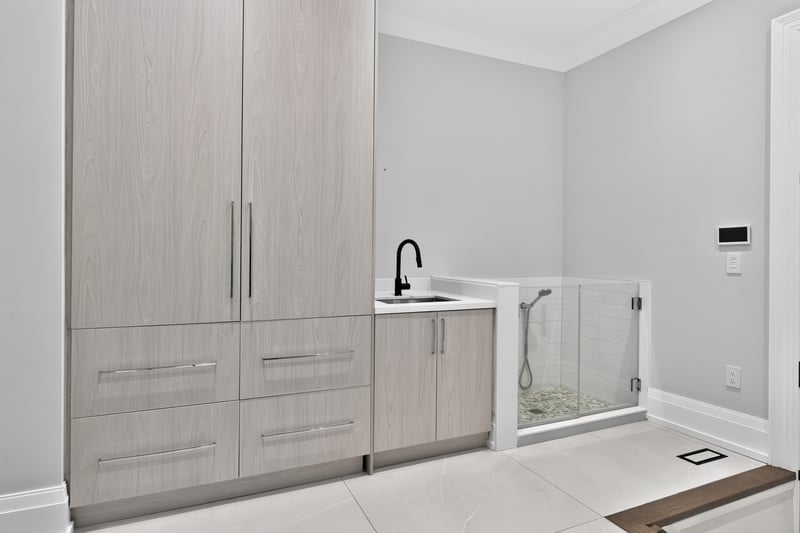 Luxury estate at 533 Carson Lane, Oakville, ON — photo 18