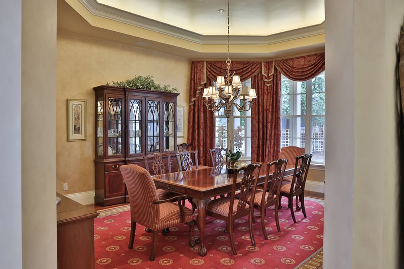 Luxury estate at 872 Whittier Crescent, Mississauga, ON — photo 10
