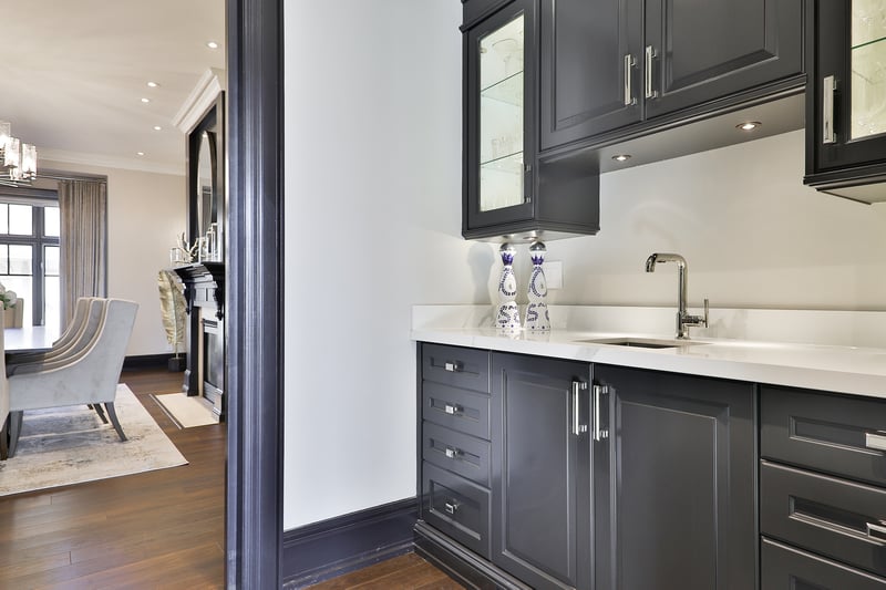 Luxury estate at Burlington — photo 26