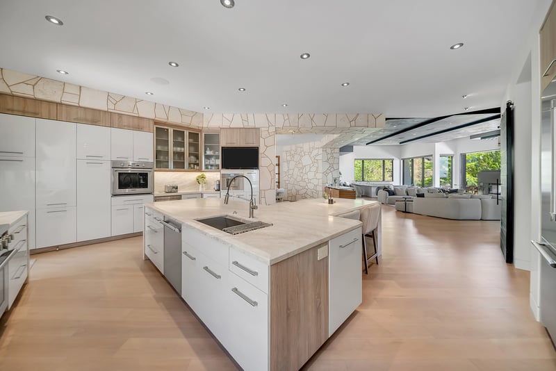 Luxury estate at 732 Highpointe Place, Kelowna, BC — photo 5