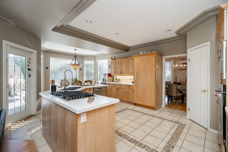 Luxury estate at 188 Wyndham Crescent, Anmore, BC — photo 9