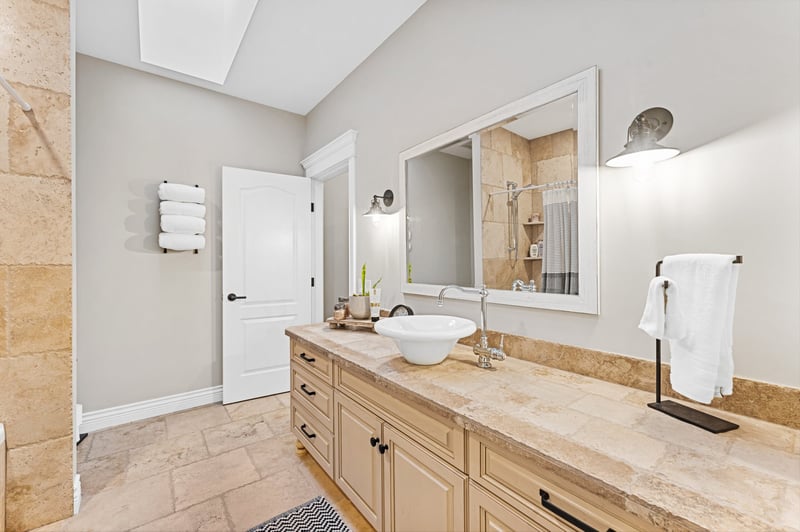 Luxury estate at 2957 Harvard Road, Kelowna, BC — photo 20
