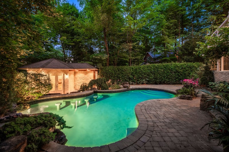 Luxury estate at 53 Av. du Bel-Horizon, Sainte-Julie, QC — photo 24