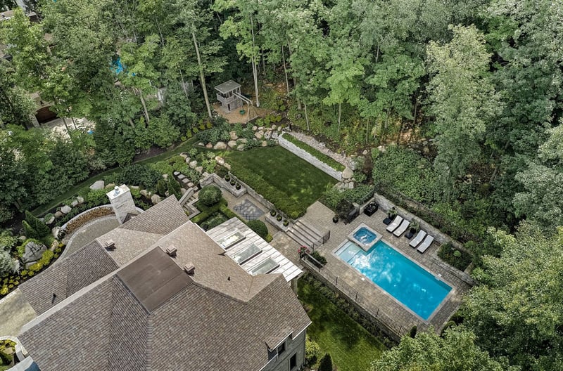 Luxury estate at 528 Rue du Sommet, Mont Saint-Hilaire — photo 31